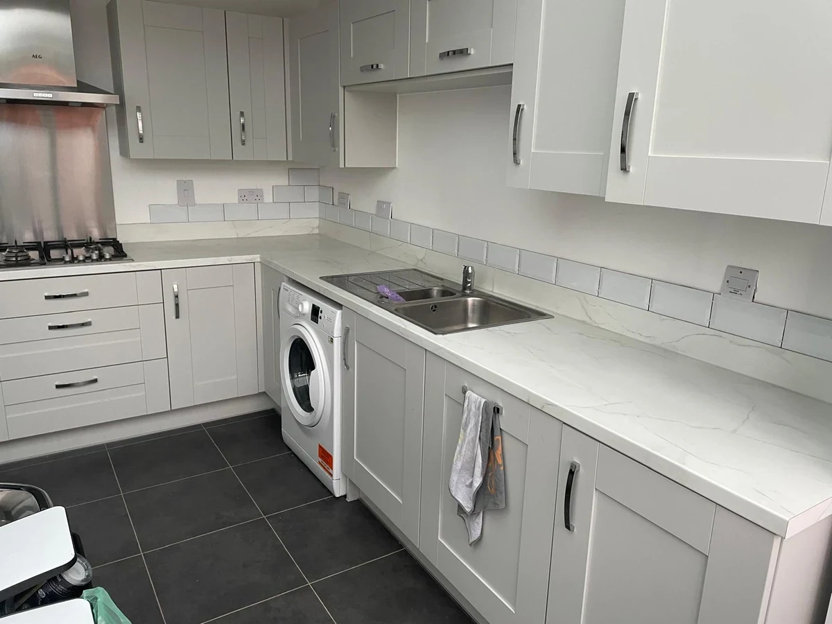 kitchen floor dark slate tiles entrance view swansea daffodil tiling